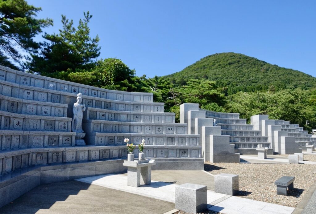 国上寺の永代供養墓